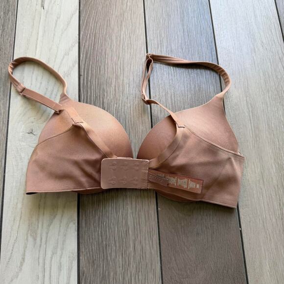 Skims push up bra - Picture 3 of 5